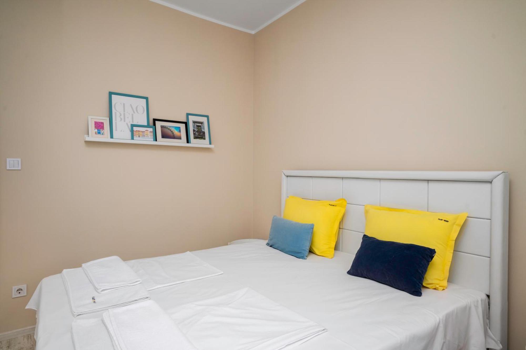 Cozy Nest Near Eagle's Bridge With Workspace By Flat Mаnager *